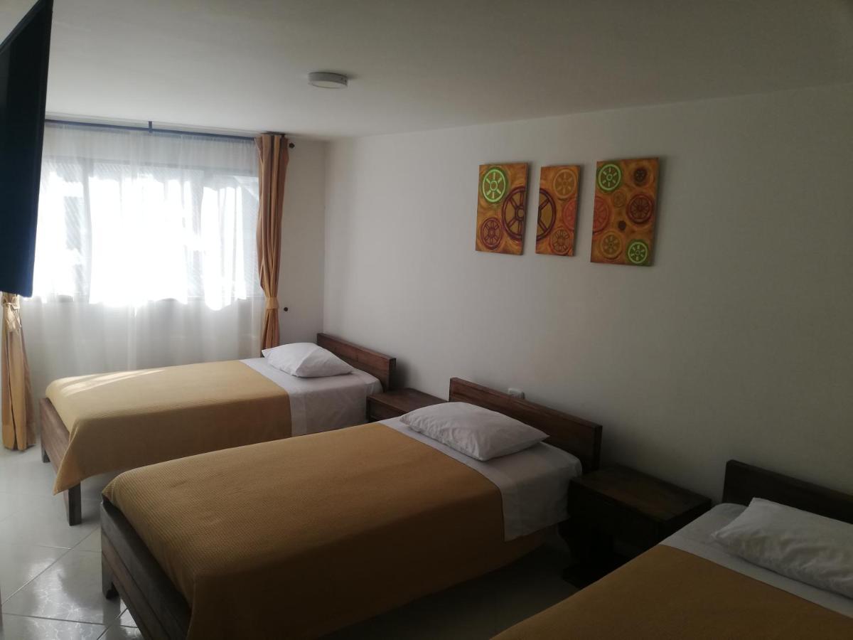 Hotel La Rueda Sr Barbosa  Zewnętrze zdjęcie