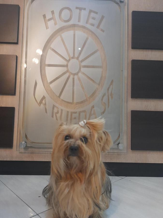 Hotel La Rueda Sr Barbosa  Zewnętrze zdjęcie