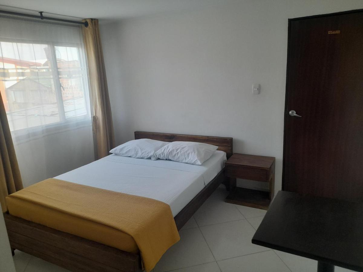 Hotel La Rueda Sr Barbosa  Zewnętrze zdjęcie